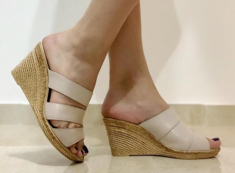 Papuci dama piele bej Tania biashoes.ro imagine reduceri